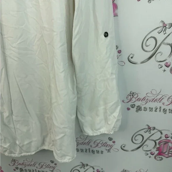 Kar-ma sweater rhinestone details Italy White Hooded Top with Heart Accents - Picture 9 of 13